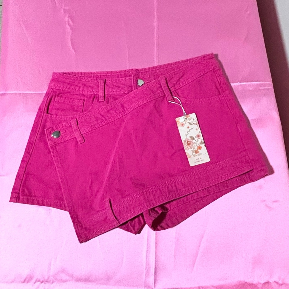 SHEIN High Waist Fuchsia Shorts